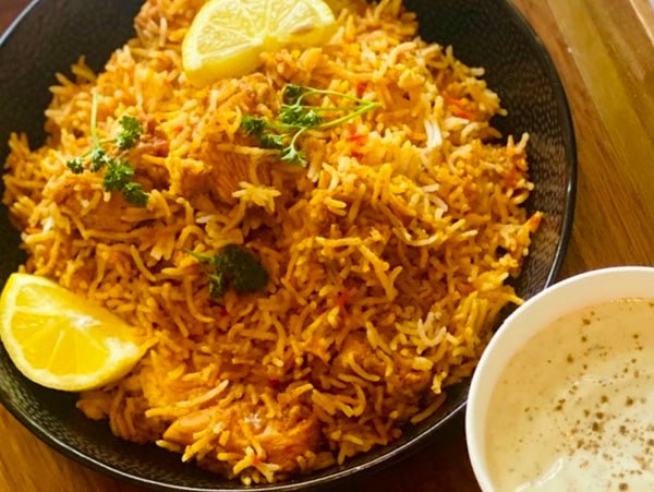 Boneless Chicken Biryani with Raita - haadishealthymeal